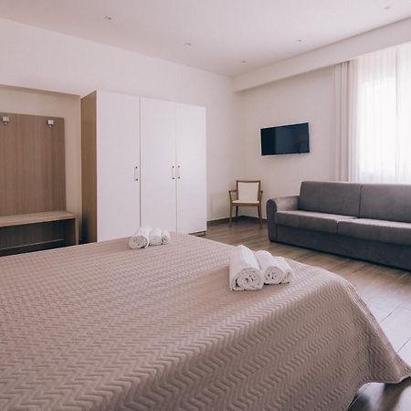 La Promenade Rooms & Suites Olbia Exteriör bild