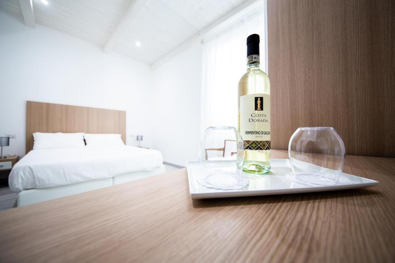 La Promenade Rooms & Suites Olbia Exteriör bild
