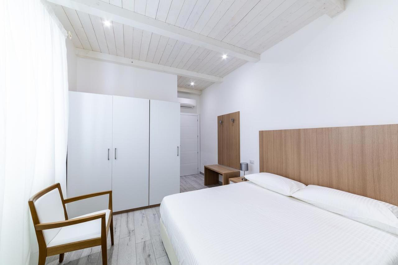 La Promenade Rooms & Suites Olbia Exteriör bild